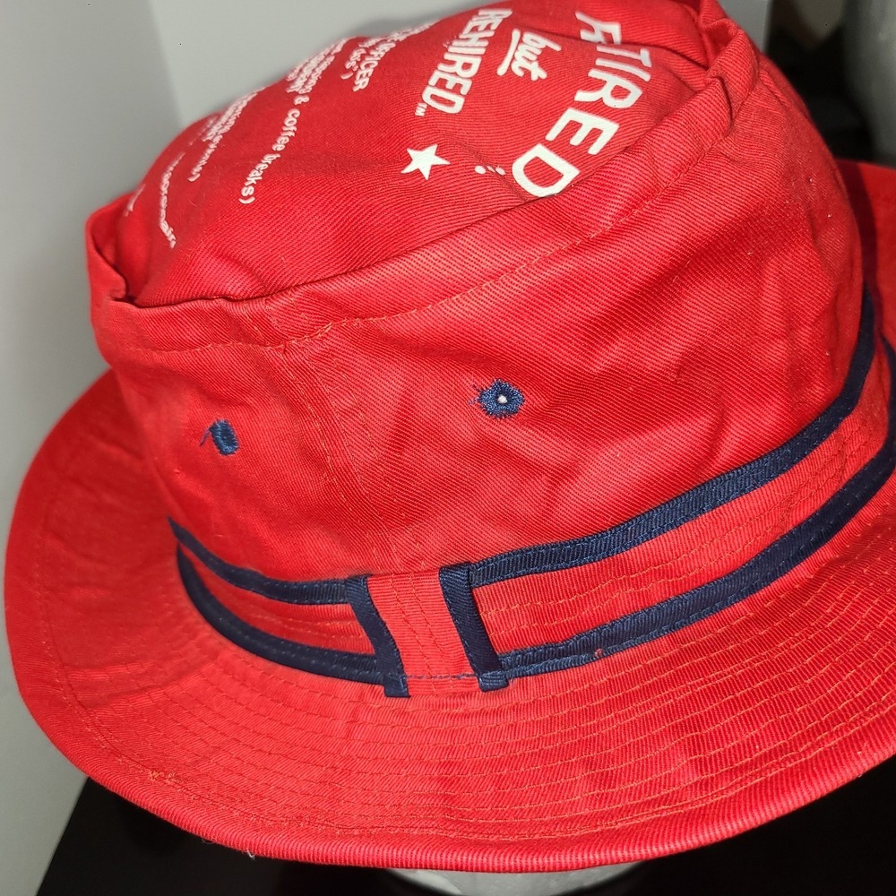 NWOT Gift Eclectic Grandpa Retirement Bucket Hat Men's Size Med  Red and Navy